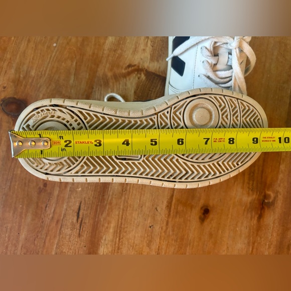 Vera V-10 Sneaker Size 6 - Picture 7 of 7